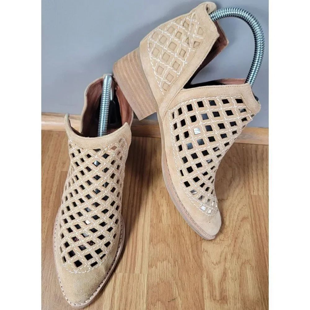 Jeffery C Western Cognac Suede Bootie 6
